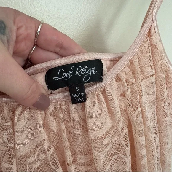 Love Reign | Pink High-Low Ruffled Lace Sundress | Size Small - Picture 9 of 10